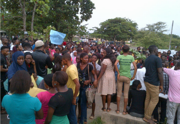 OAU-Students-Hijack-Campus-In-BringBackOurFees-Battle