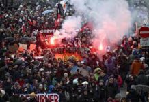 French workers deepen fightback